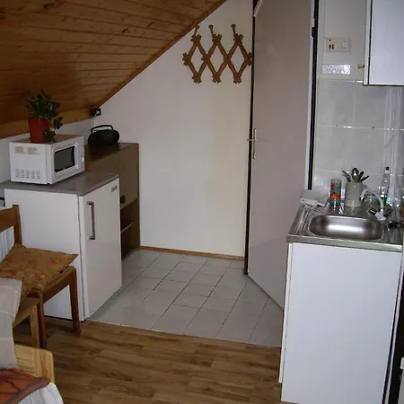 Active Vendeghaz 招待所 凯斯特海伊